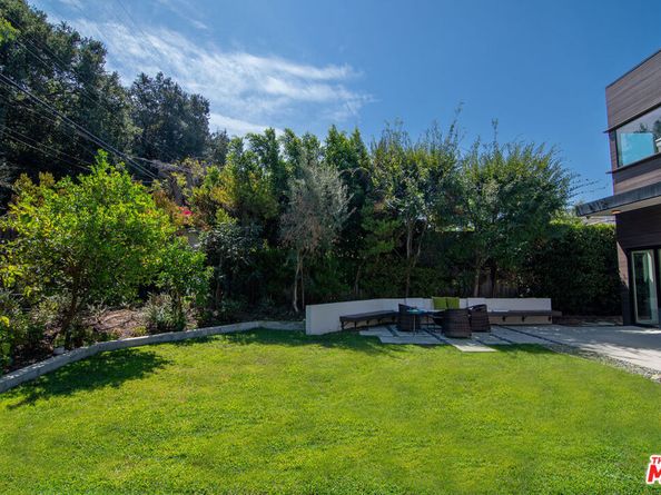 362 N Norton Avenue, Los Angeles CA 90004