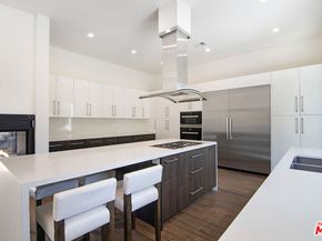 362 N Norton Avenue, Los Angeles CA 90004