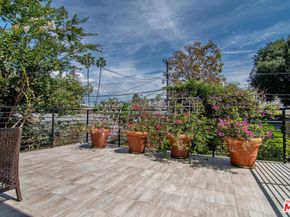 362 N Norton Avenue, Los Angeles CA 90004