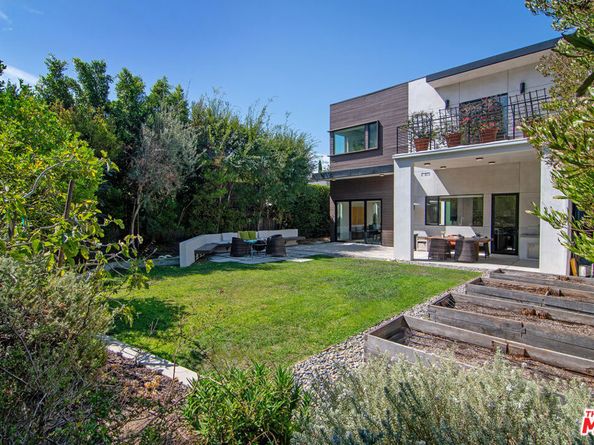 362 N Norton Avenue, Los Angeles CA 90004