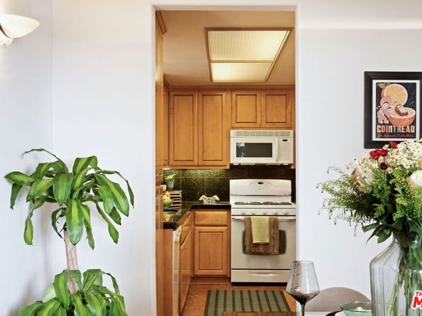 1811 Manning Avenue 101, Los Angeles CA 90025
