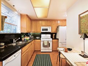 1811 Manning Avenue 101, Los Angeles CA 90025