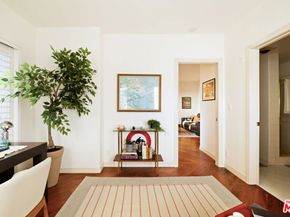 1811 Manning Avenue 101, Los Angeles CA 90025