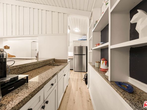 6425 Green Valley Circle 302, Culver City CA 90230