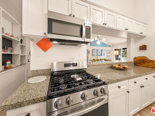 6425 Green Valley Circle 302, Culver City CA 90230