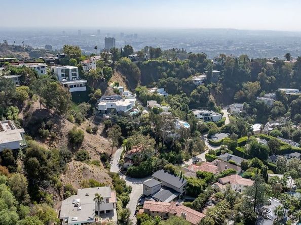 1531 Lindacrest Drive, Beverly Hills CA 90210