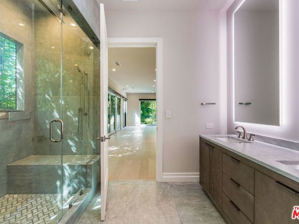 1531 Lindacrest Drive, Beverly Hills CA 90210