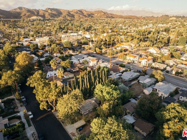 4984 Vincent Avenue, Los Angeles CA 90041