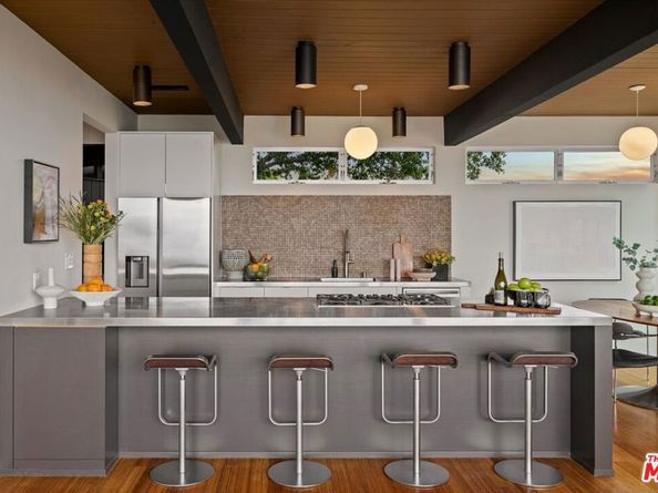 1370 N Avenue 57, Los Angeles CA 90042