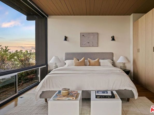 1370 N Avenue 57, Los Angeles CA 90042