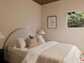 1370 N Avenue 57, Los Angeles CA 90042