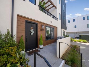 2305 Acara Circle
