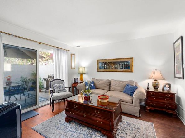5606 Caminito Roberto, San Diego CA 92111