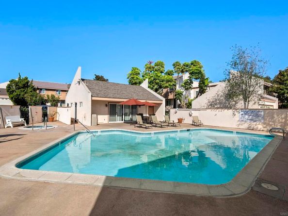 5606 Caminito Roberto, San Diego CA 92111