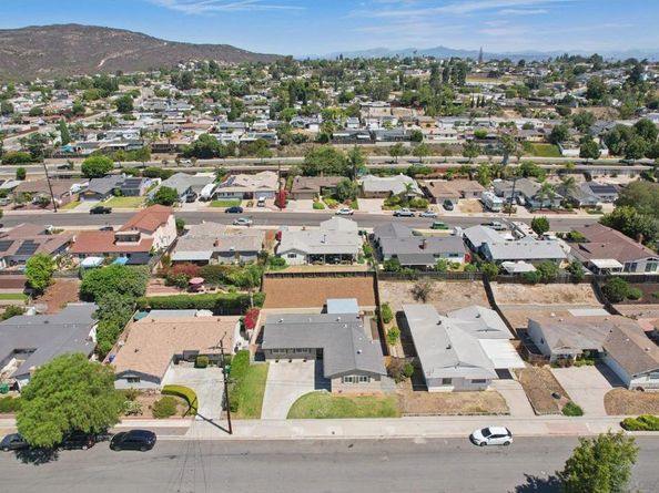 8374 Lake Gaby Ave, San Diego CA 92119