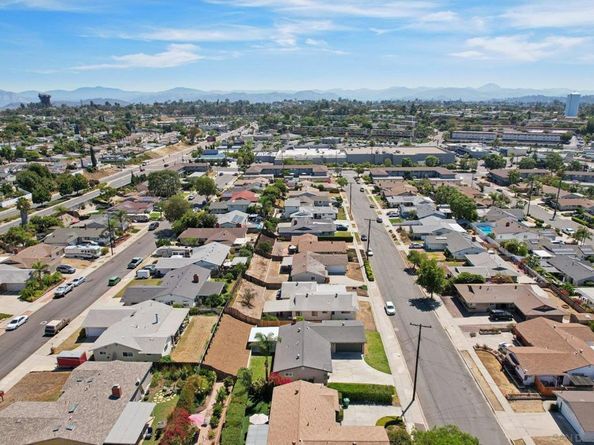 8374 Lake Gaby Ave, San Diego CA 92119