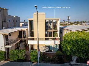 1908 Pacific Avenue, Venice CA 90291