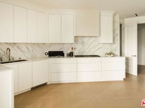 10104 Empyrean Way 103, Los Angeles CA 90067