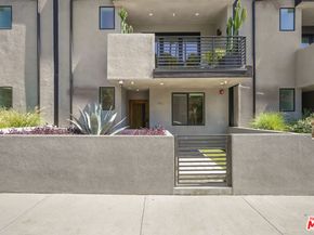 926 N Ridgewood Place, Los Angeles CA 90038