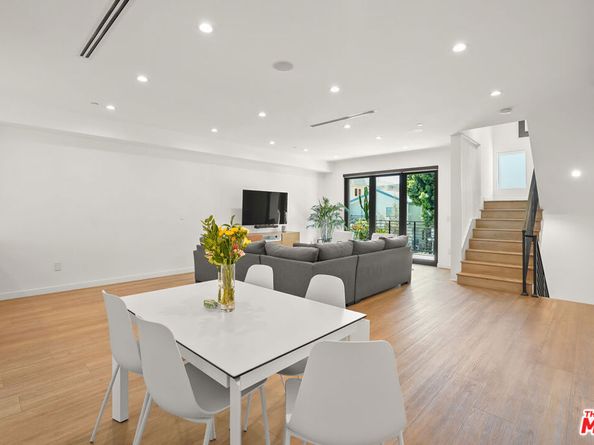926 N Ridgewood Place, Los Angeles CA 90038