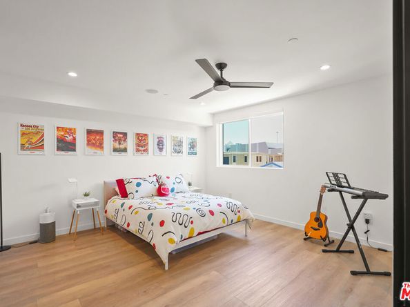 926 N Ridgewood Place, Los Angeles CA 90038