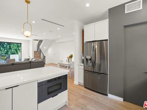 926 N Ridgewood Place, Los Angeles CA 90038