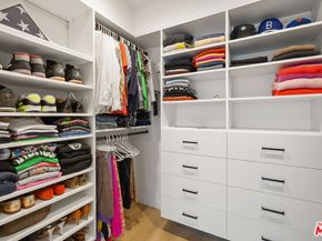 926 N Ridgewood Place, Los Angeles CA 90038