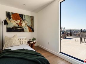 2822 Avenel Street, Los Angeles CA 90039