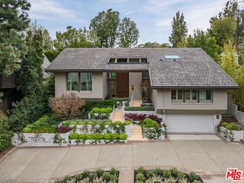 1059 Angelo Drive