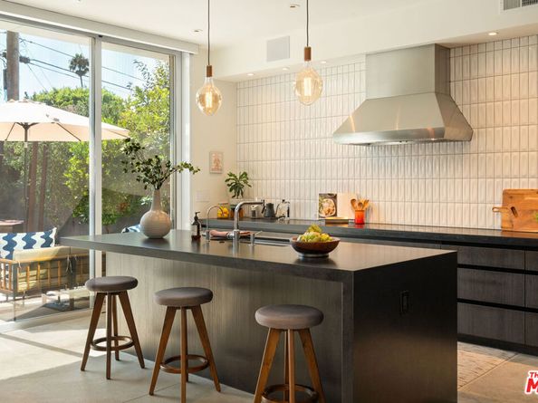 4381 Motor Avenue, Culver City CA 90232