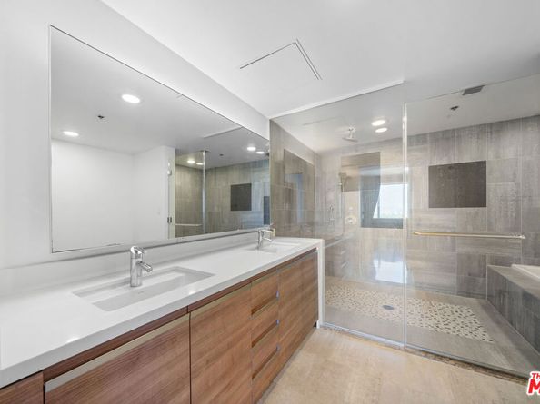 3785 Wilshire Boulevard 1709, Los Angeles CA 90010