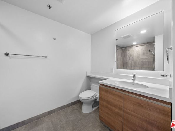 3785 Wilshire Boulevard 1709, Los Angeles CA 90010