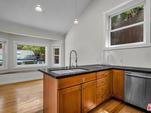 8621 Lookout Mountain Avenue, Los Angeles CA 90046