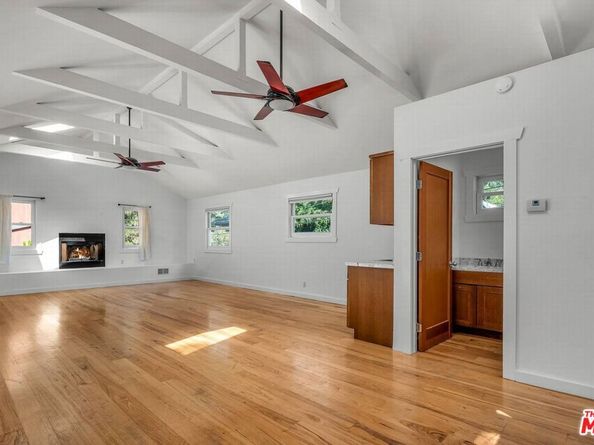8621 Lookout Mountain Avenue, Los Angeles CA 90046
