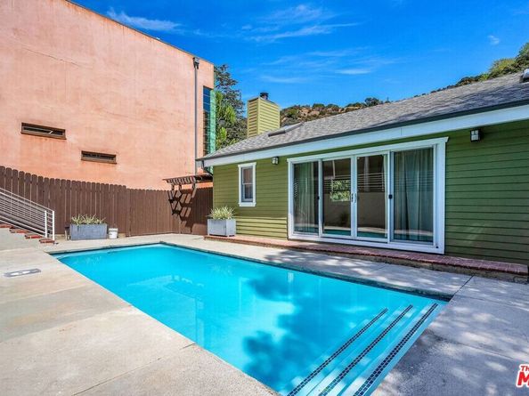 8621 Lookout Mountain Avenue, Los Angeles CA 90046