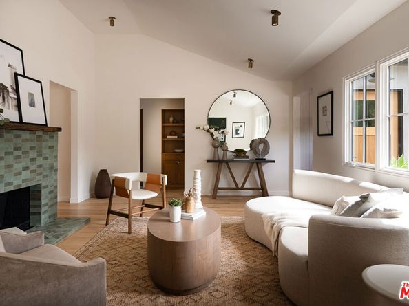 12227 La Maida Street, Valley Village CA 91607