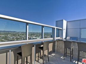 13700 Marina Pointe Drive 1526, Venice CA 90292