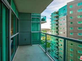 13700 Marina Pointe Drive 1526, Venice CA 90292