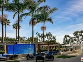 13700 Marina Pointe Drive 1526, Venice CA 90292