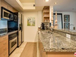 13700 Marina Pointe Drive 1526, Venice CA 90292