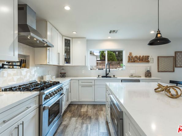 23320 Bassett Street, West Hills CA 91307