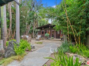 1233 Palms Boulevard, Venice CA 90291
