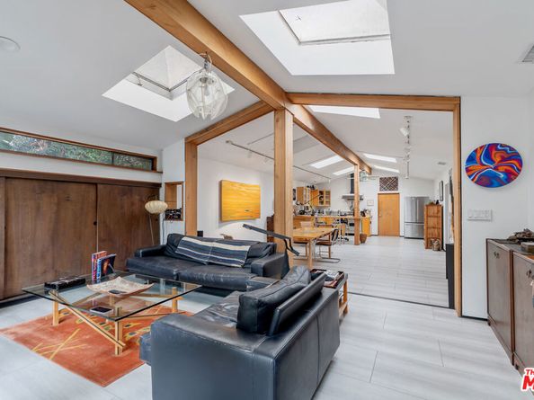 1233 Palms Boulevard, Venice CA 90291