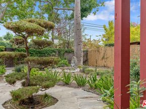 1233 Palms Boulevard, Venice CA 90291