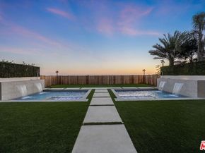 938 Palisades Beach Road, Santa Monica CA 90403