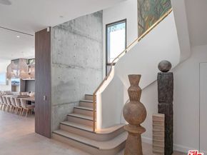 938 Palisades Beach Road, Santa Monica CA 90403