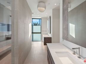938 Palisades Beach Road, Santa Monica CA 90403