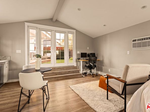 7403 Stewart Avenue, Los Angeles CA 90045