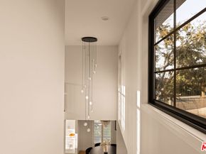 7403 Stewart Avenue, Los Angeles CA 90045