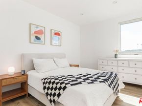 2652 S Mansfield Avenue, Los Angeles CA 90016